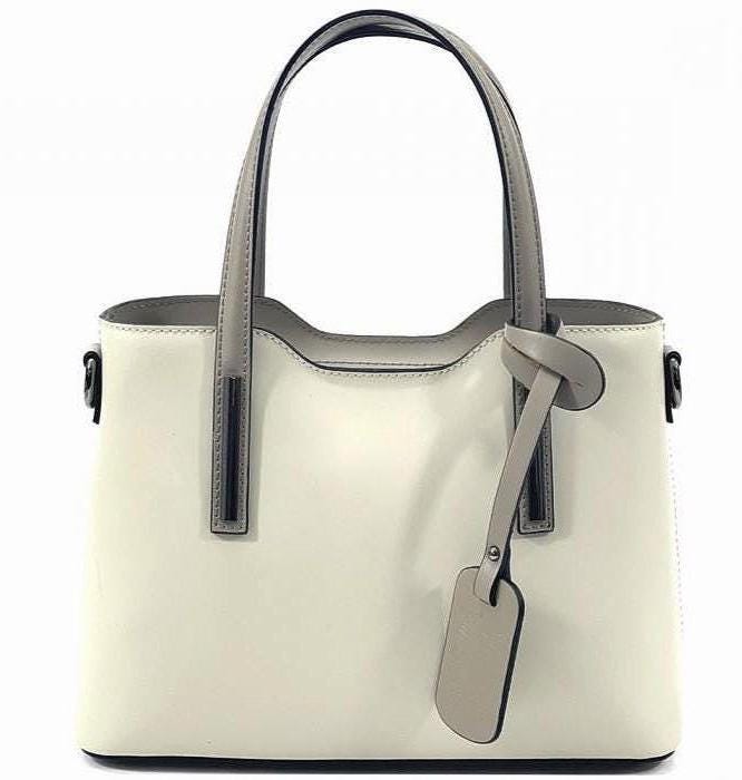 Handmade Saffiano Leather Tote Bag: Structured Italian Design