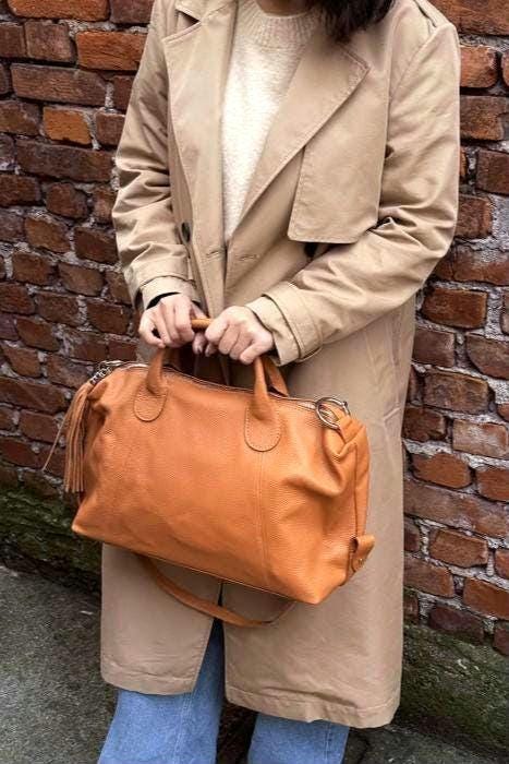 Handmade Italian Pebbled Leather Top Handle Bag - Camel