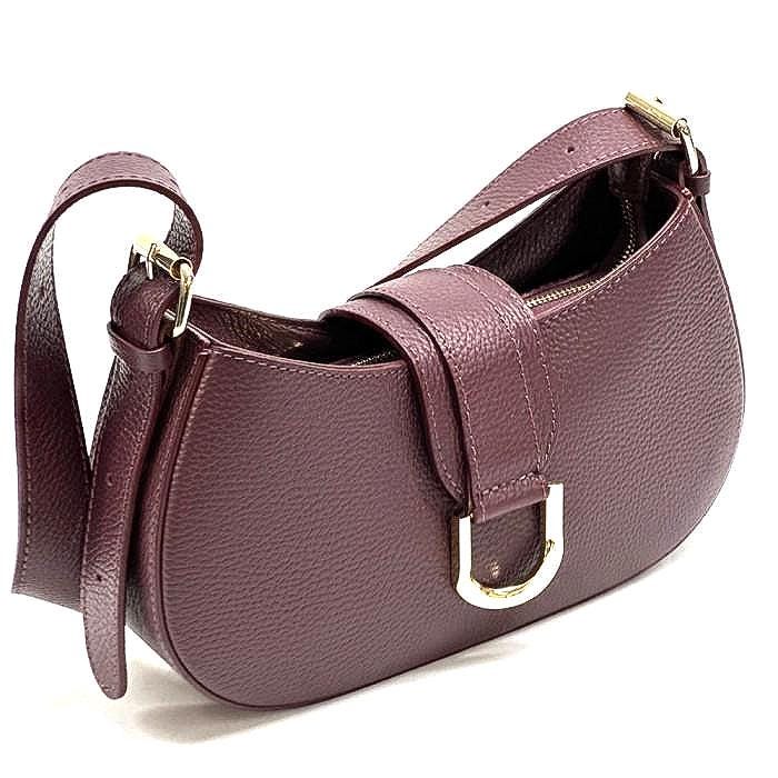 Trending: Compact Shoulder Bag in Pebbled Leather Handmade in Italy